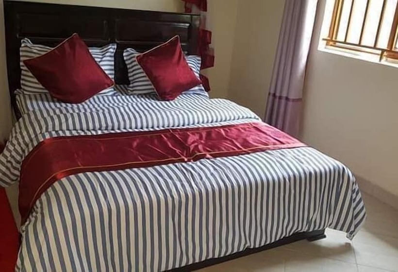 اتاق لوکس, Forest Breeze Hotel Mbarara