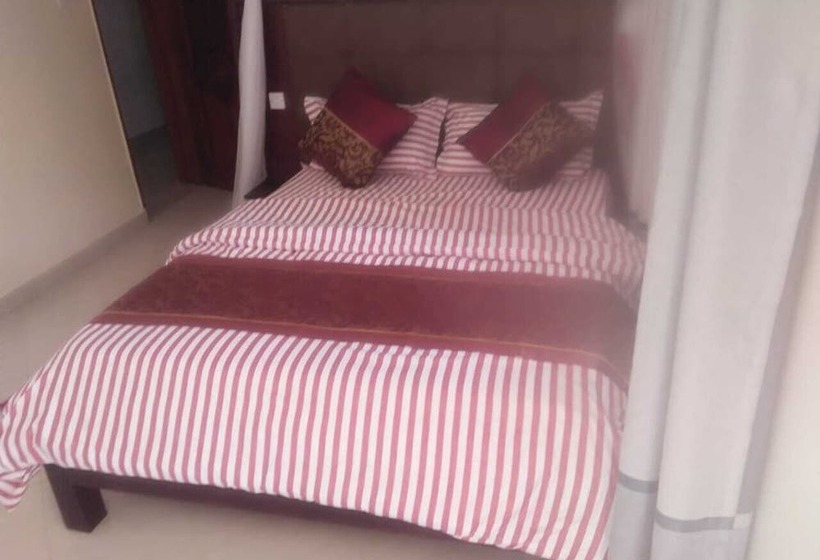 اتاق استاندارد, Forest Breeze Hotel Mbarara