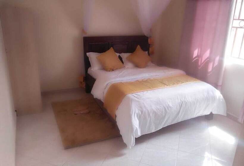 اتاق استاندارد, Forest Breeze Hotel Mbarara