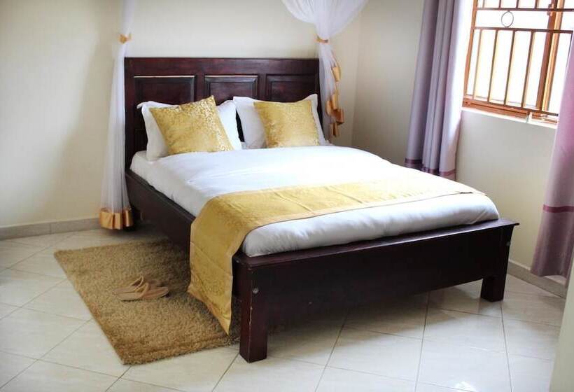 اتاق استاندارد, Forest Breeze Hotel Mbarara