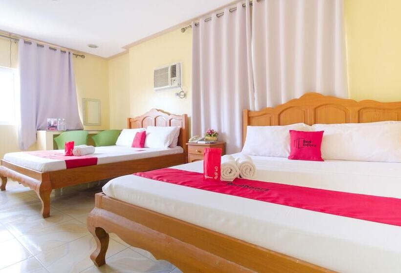 חדר משפחתי, Reddoorz Plus @ Manalo Extension Palawan