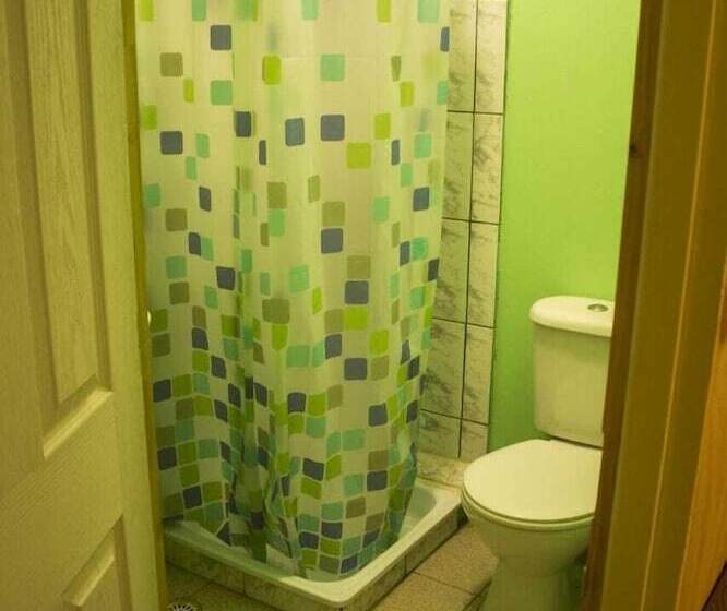 Четырехместный Номер Стандарт, El Yatiri