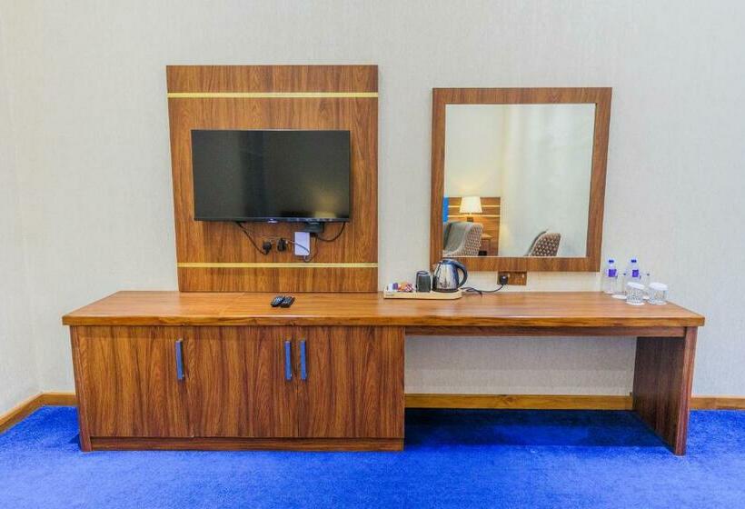 スタンダードシングルルーム, The Epitome