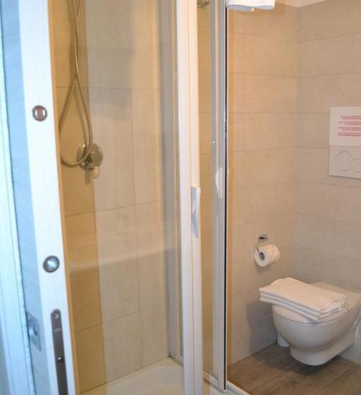 חדר סטנדרט לשלושה, Vatican Giulia