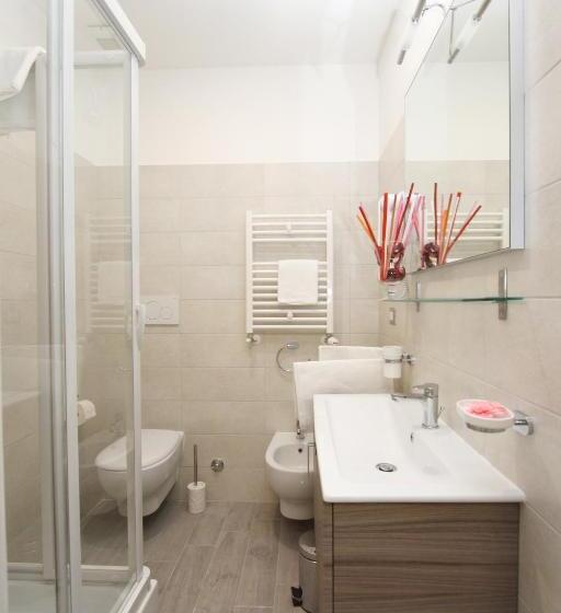 חדר סטנדרט לשלושה, Vatican Giulia