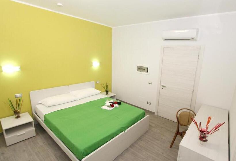 חדר סטנדרט לשלושה, Vatican Giulia