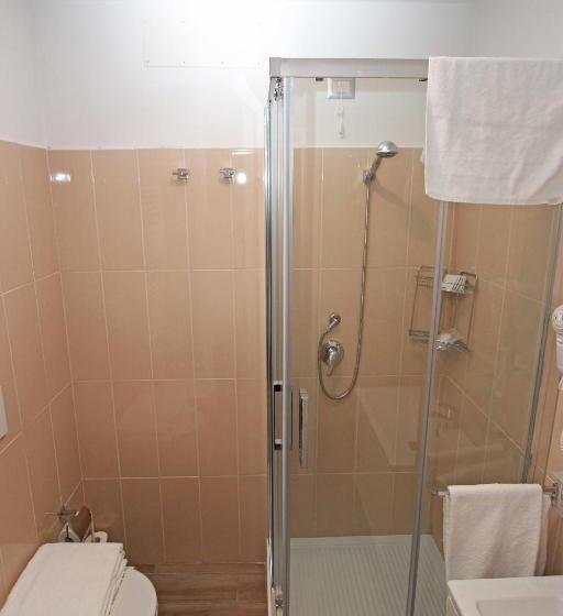 חדר סטנדרט לשלושה, Vatican Giulia