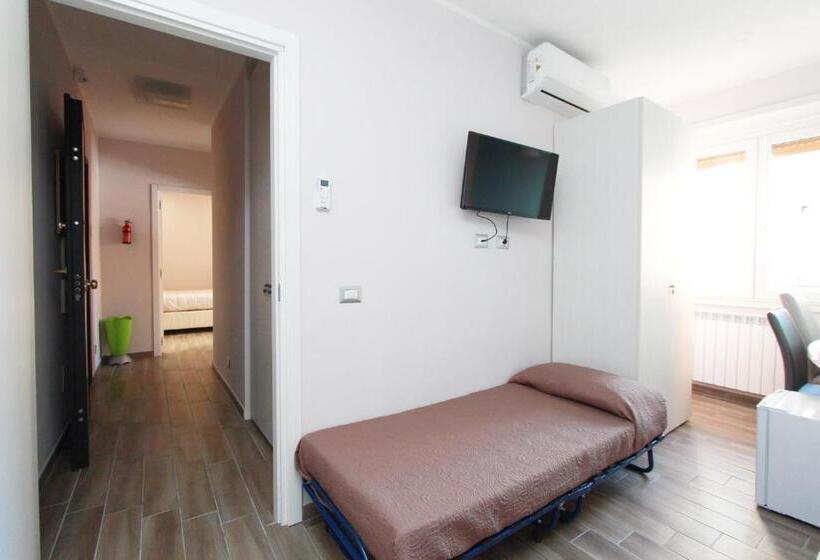 חדר סטנדרט לשלושה, Vatican Giulia