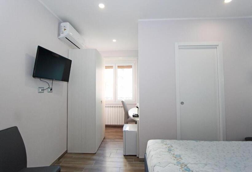 חדר סטנדרט לשלושה, Vatican Giulia