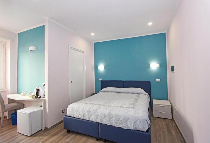 חדר סטנדרט לשלושה, Vatican Giulia