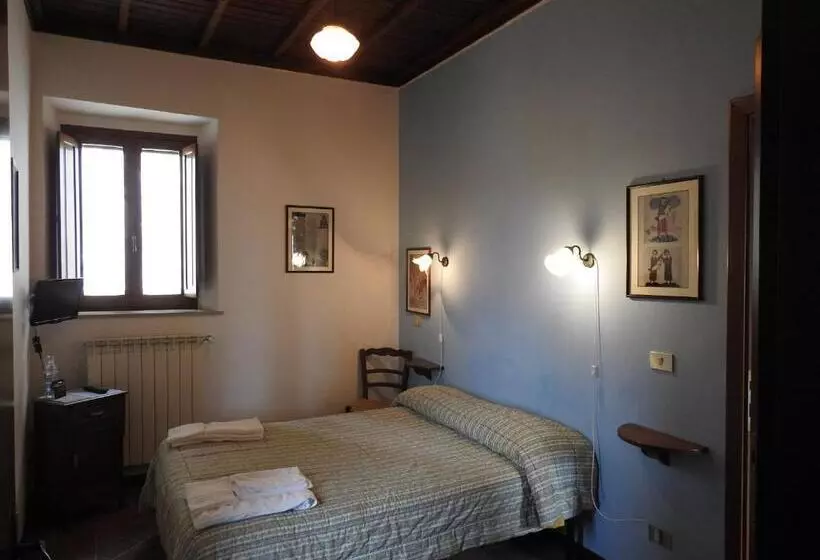 スタンダードルーム, Locanda Il Falco Nero