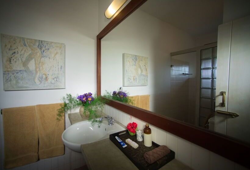 Номер Стандарт, Mirissa Hills Resort