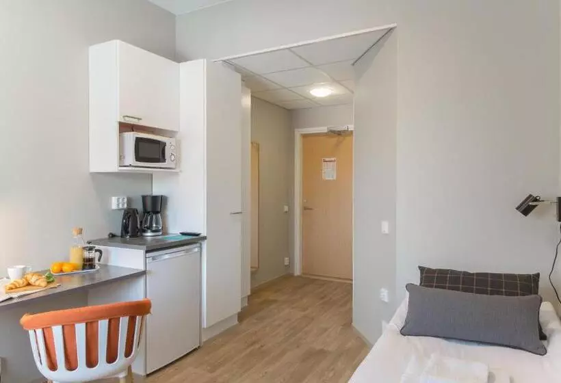スタンダードシングルルーム, Forenom Aparthotel Espoo Leppävaara