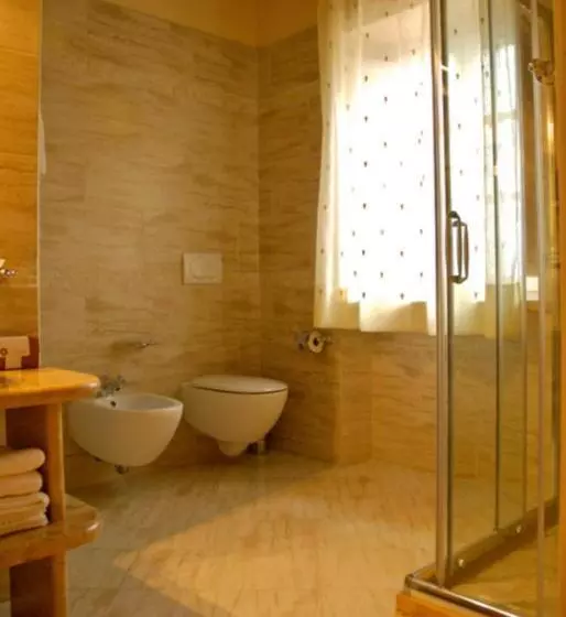 デラックスルーム, Agriturismo La Sovana