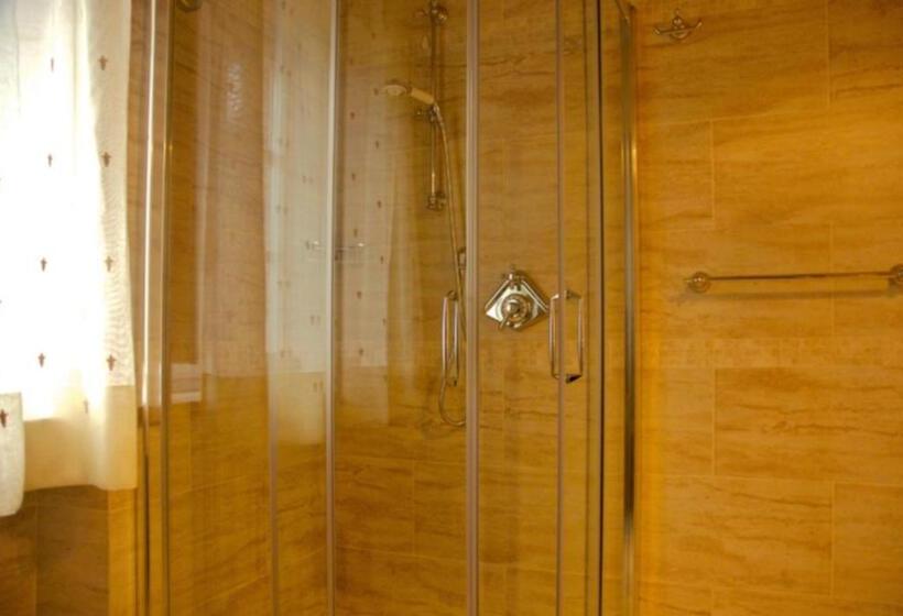 סוויטה, Agriturismo La Sovana