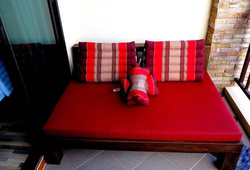 高级大房间, Baan Kata Maytha