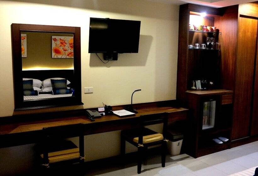 高级大房间, Baan Kata Maytha