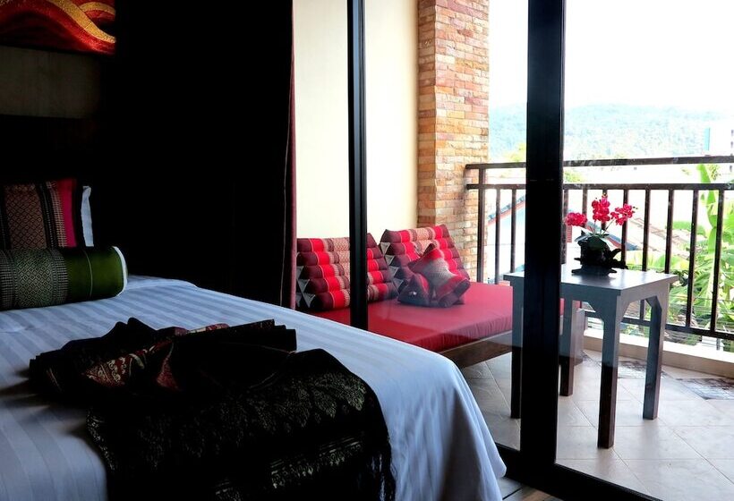 高级大房间, Baan Kata Maytha