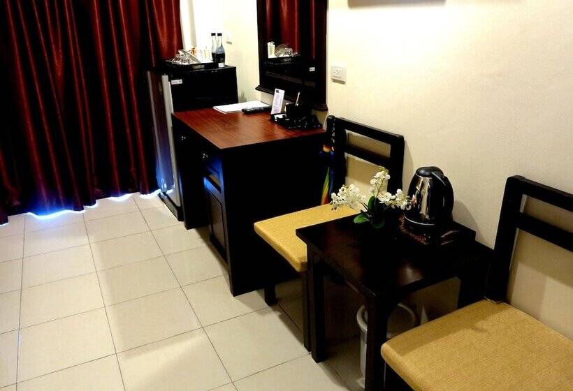 标准间, Baan Kata Maytha