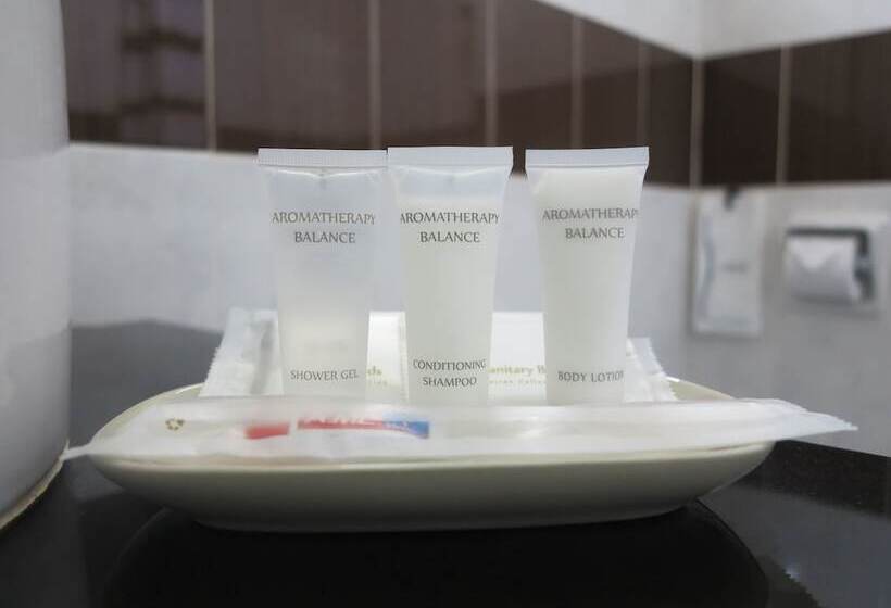 标准间, Baan Kata Maytha