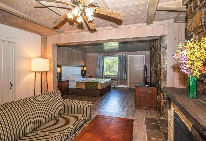 חדר סטנדרט עם מיטת קינג, Chalet Inn