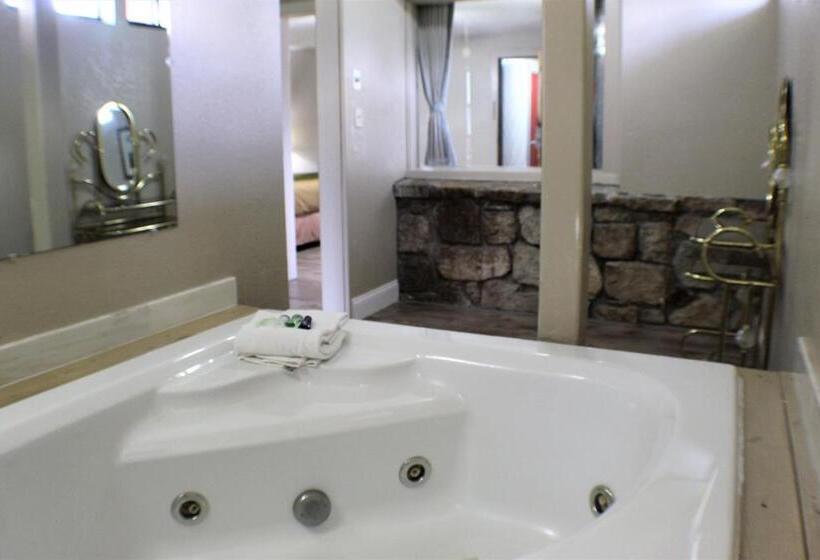 חדר דלוקס, Chalet Inn