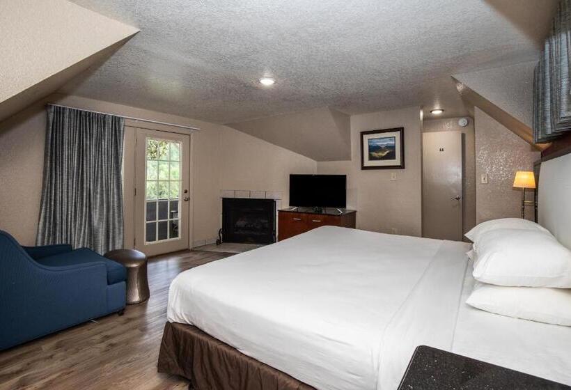 חדר סטנדרט עם מיטת קינג, Chalet Inn