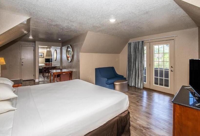 חדר סטנדרט עם מיטת קינג, Chalet Inn