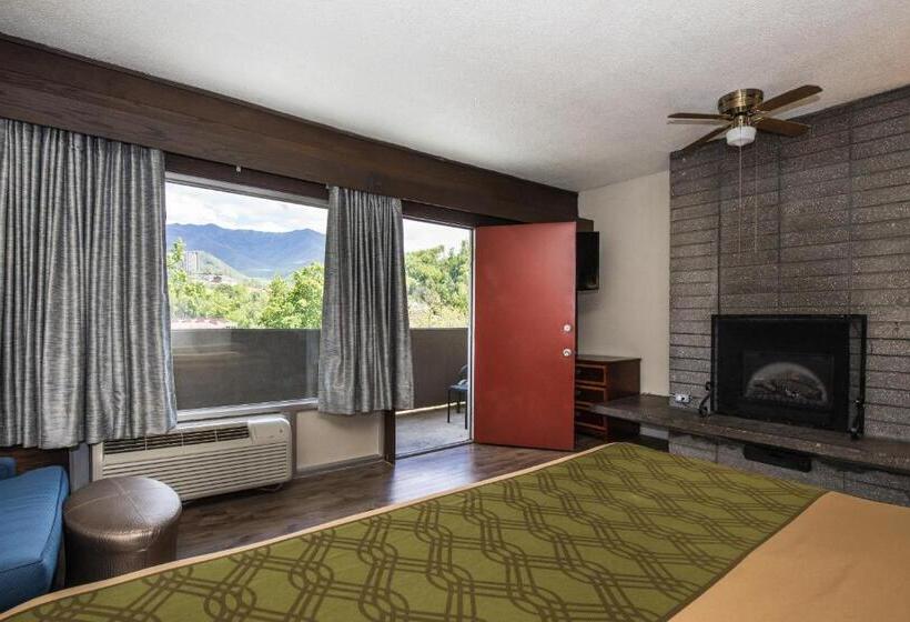 חדר סטנדרט עם מיטת קינג, Chalet Inn