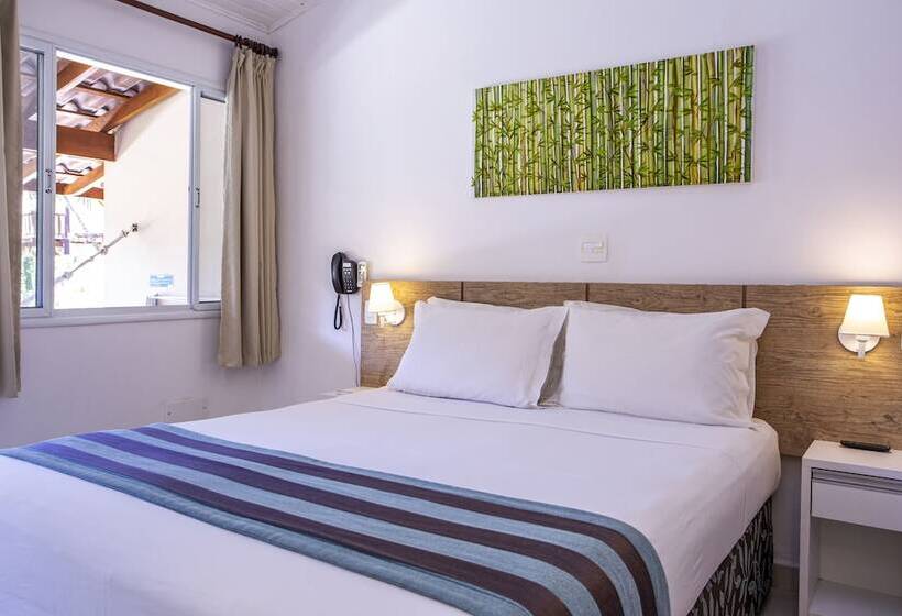 חדר דלוקס לשלושה, Ciribai Praia