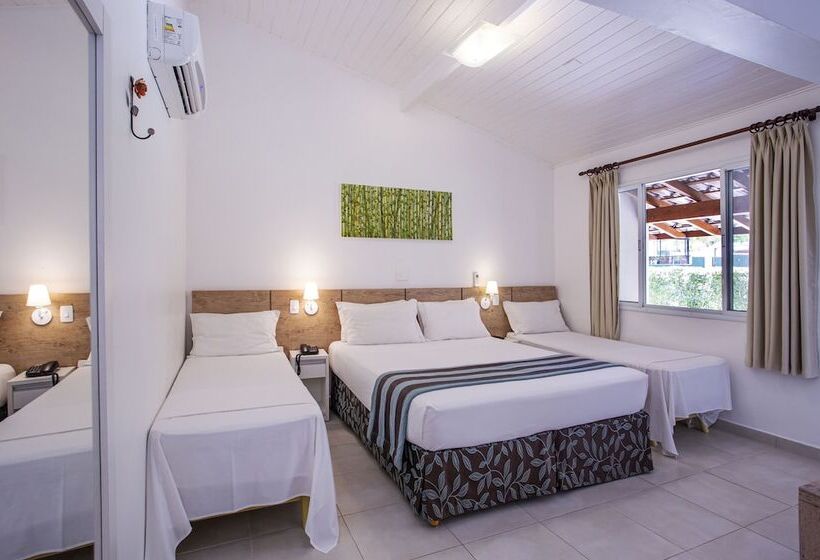 חדר דלוקס לארבעה, Ciribai Praia