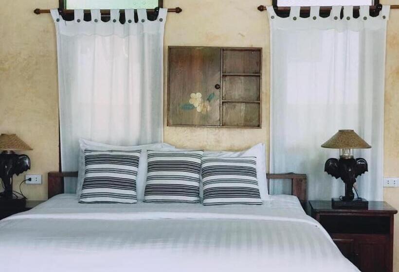 בקתה סטנדרטית, Cookies Salad Resort