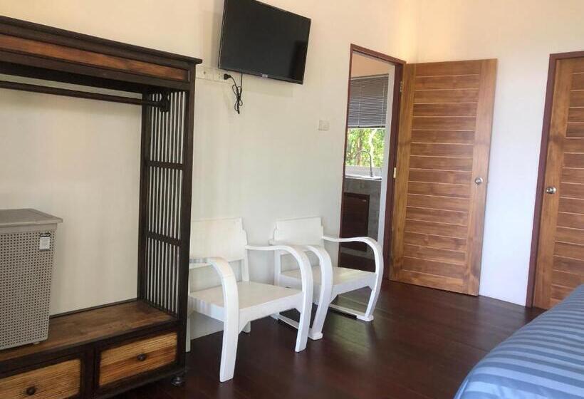 חדר משפחתי נוף להרים, Cookies Salad Resort