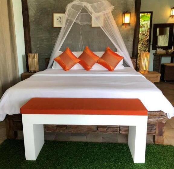 בקתה סטנדרטית עם נוף לים, Cookies Salad Resort