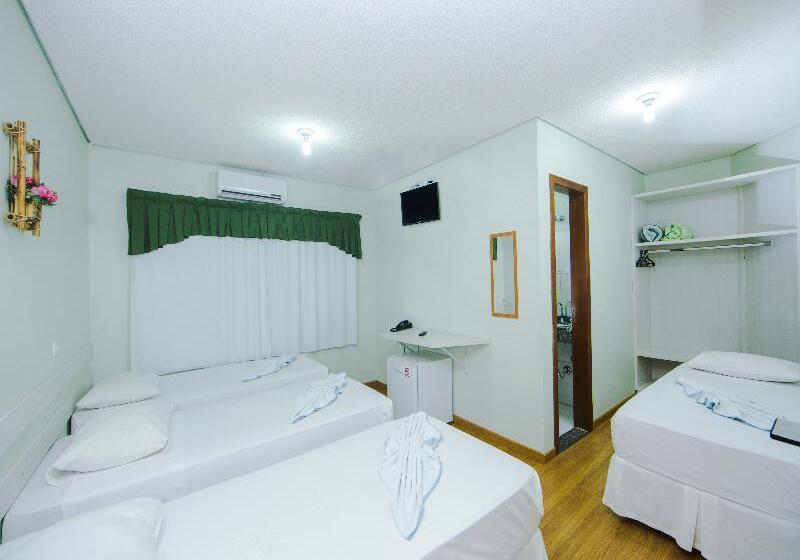 スタンダード4人部屋, E Pousada Caroline