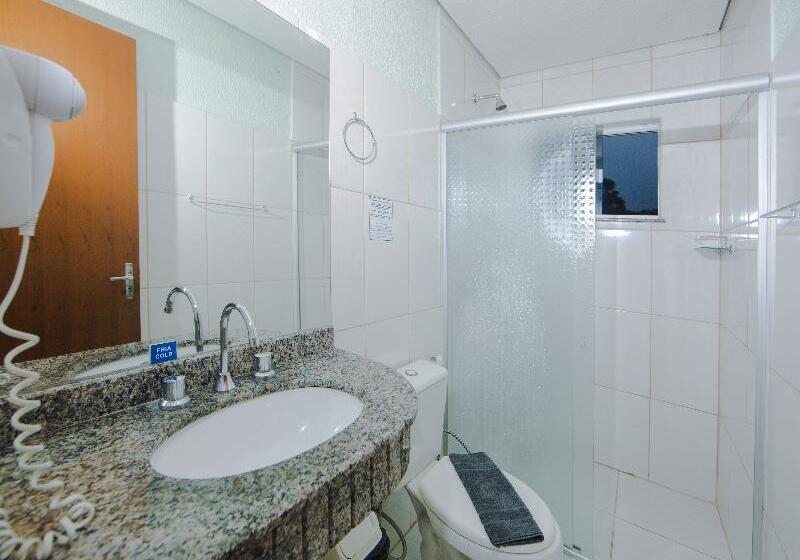 スタンダード4人部屋, E Pousada Caroline