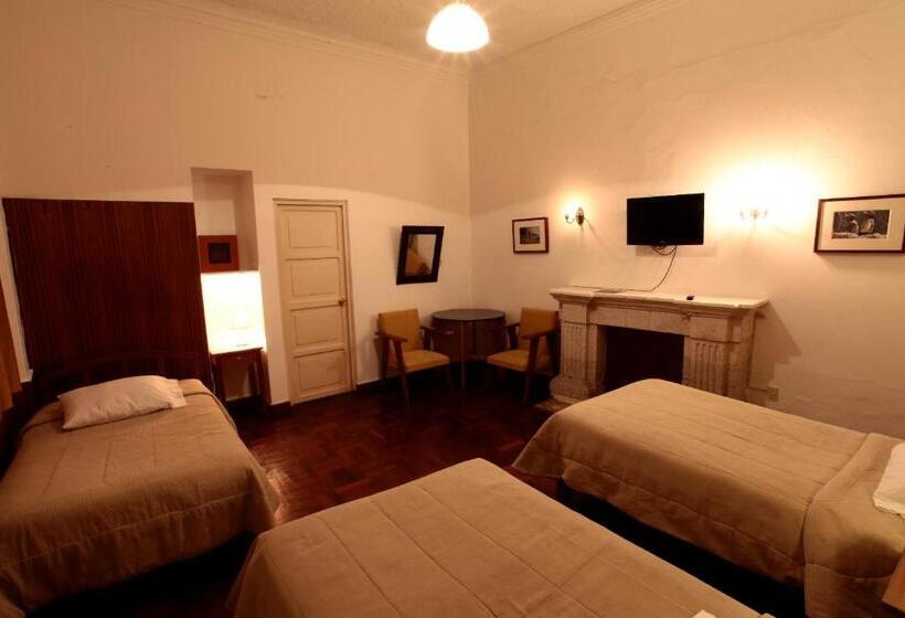 غرفة قياسية ثلاثية, Hostal Solar