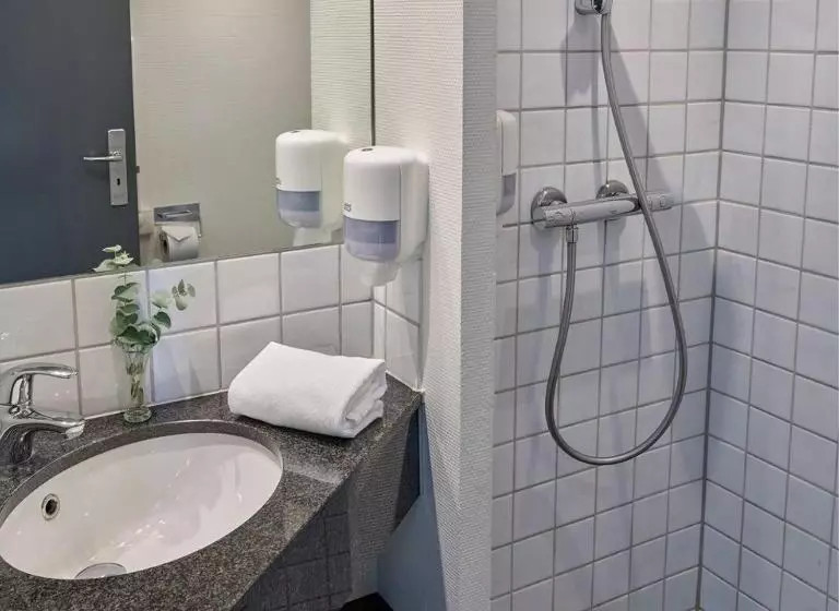 اتاق استاندارد, Huset Middelfart