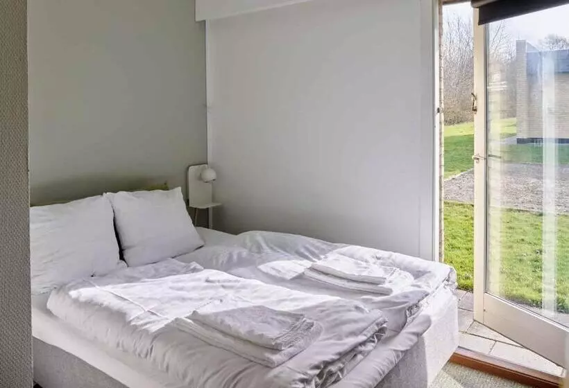 اتاق عادی, Huset Middelfart