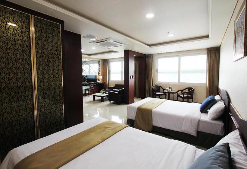 주니어 스위트, Intercity Seoul