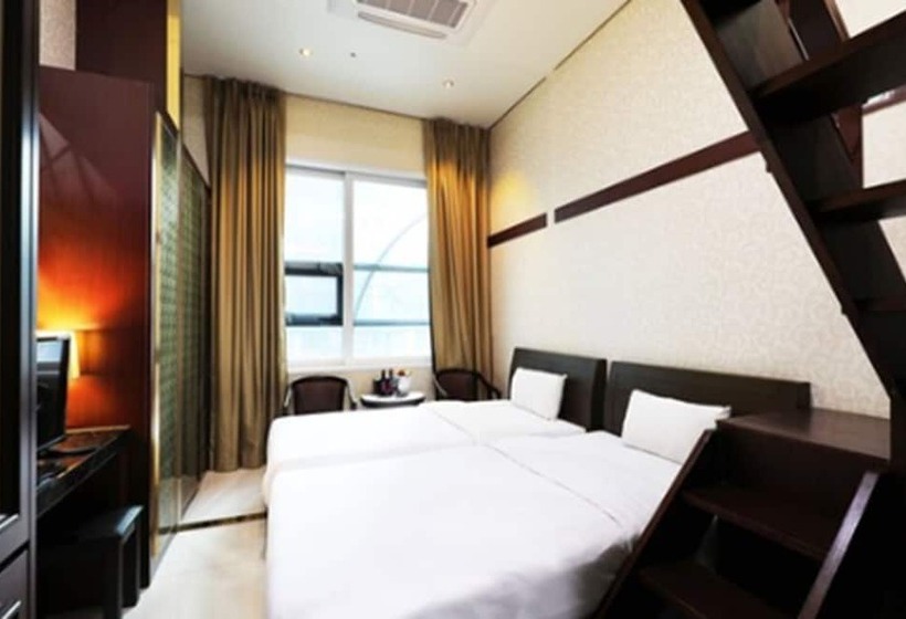 디럭스 트리플 룸, Intercity Seoul