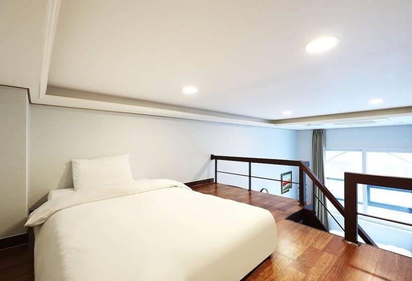 디럭스 트리플 룸, Intercity Seoul