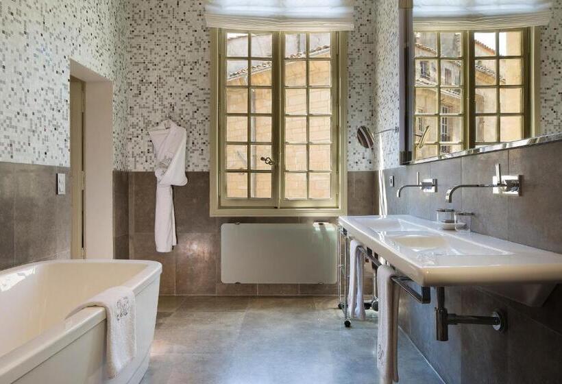 Полулюкс, La Maison D'uzès Relais & Châteaux