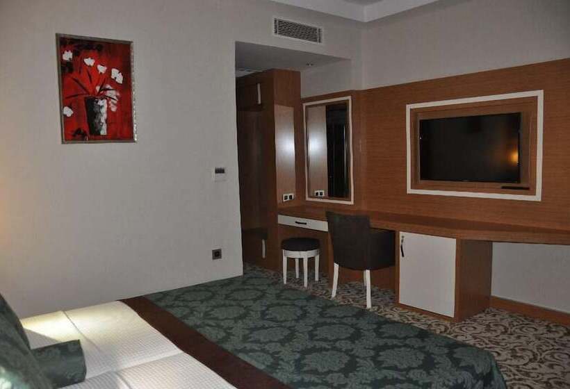 Номер Стандарт, Malahit Exclusive City