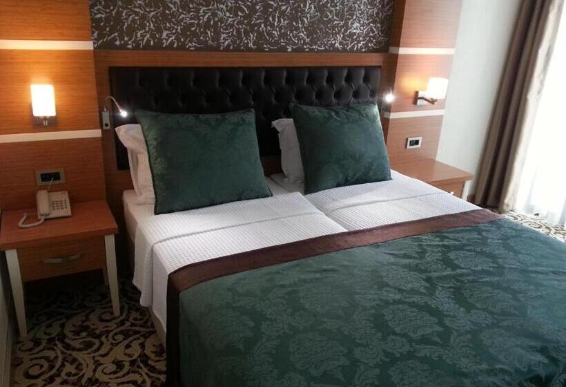 Номер Стандарт, Malahit Exclusive City