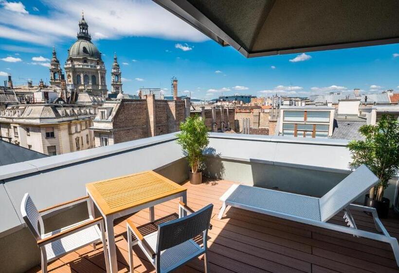 Suite with Terrace, Moments Budapest By Continental Group