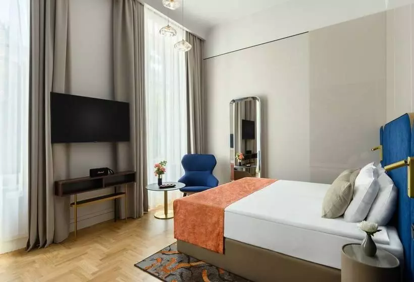 اتاق استاندارد, Moments Budapest By Continental Group