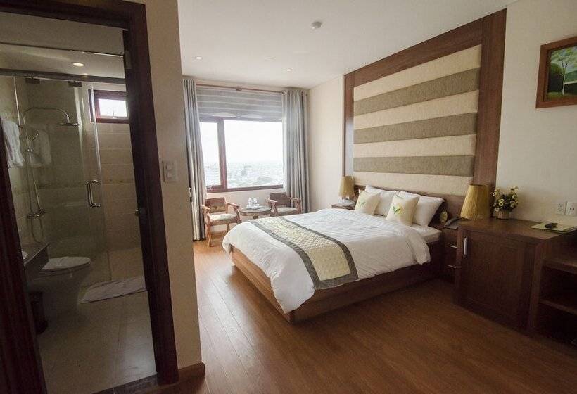 اتاق سوپریور با چشمانداز شهر, Moonlight Hotel Suites & Spa Vip   High Floor, The Best View In The City Center, Dragon Bridge View