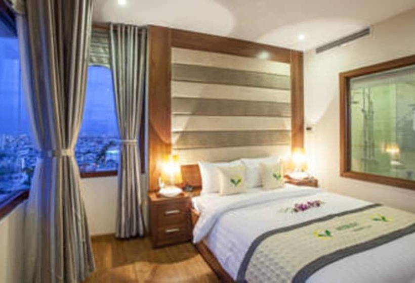 سوییت, Moonlight Hotel Suites & Spa Vip   High Floor, The Best View In The City Center, Dragon Bridge View