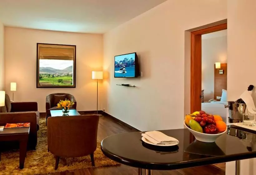 エクゼクティブスイート, Red Fox By Lemon Tree Hotels, Bhiwadi